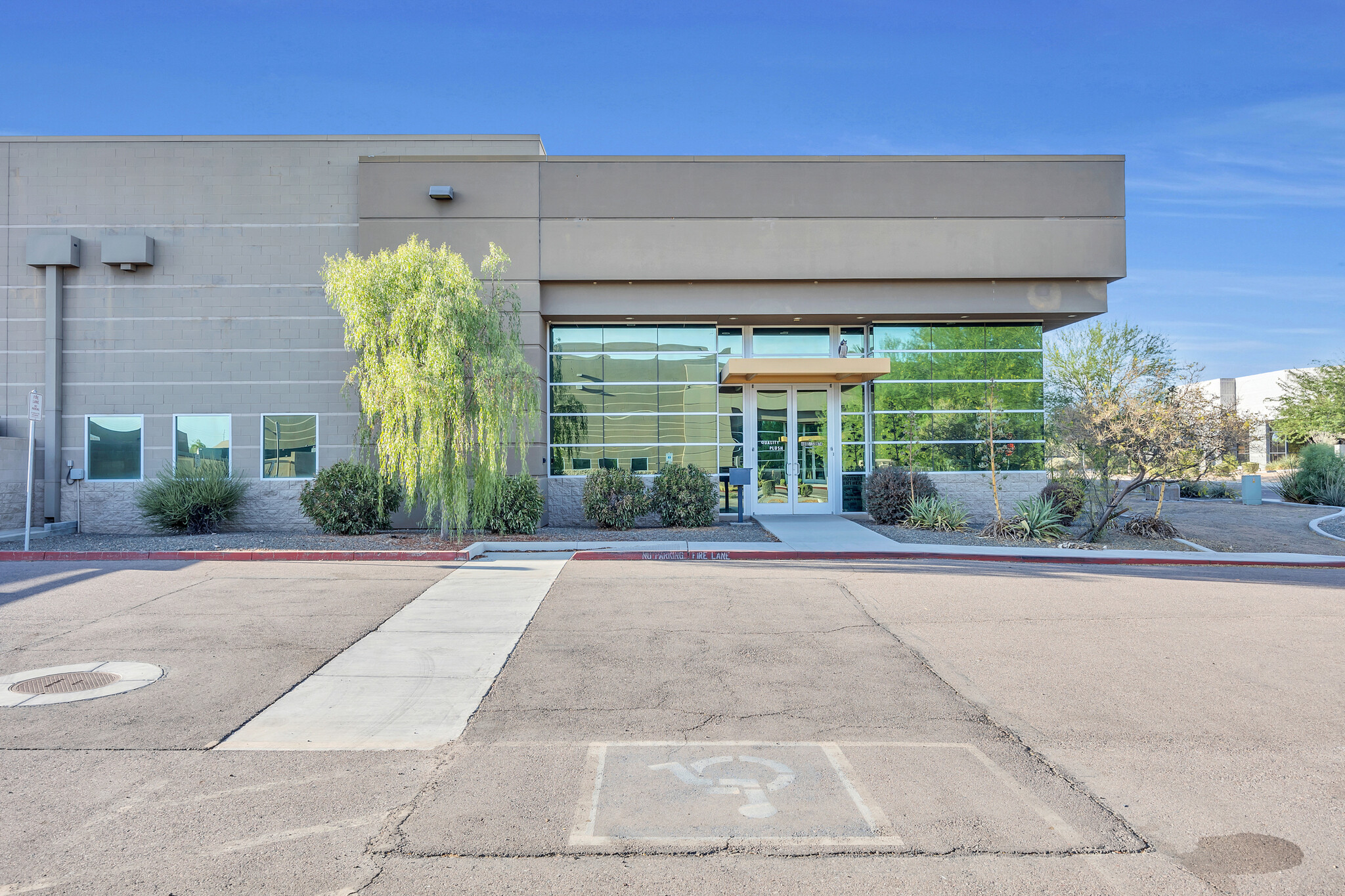 23320 N 18th Dr, Phoenix, AZ for lease Building Photo- Image 1 of 28