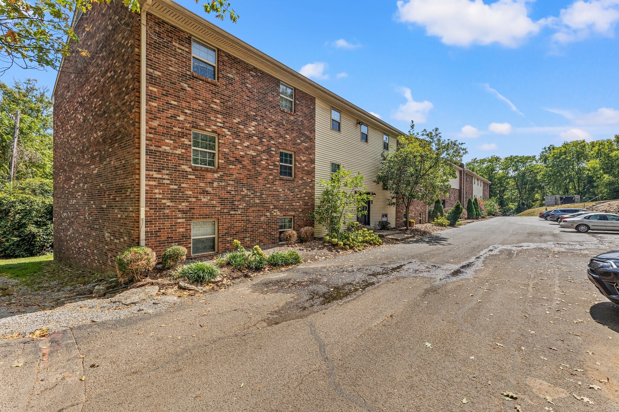 3489 Lansdowne Dr, Lexington, KY 40517 Rand at Lansdowne