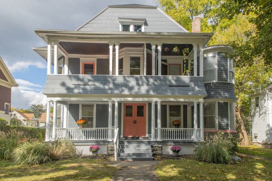 57 Alliance Ave, Rochester, NY 14620