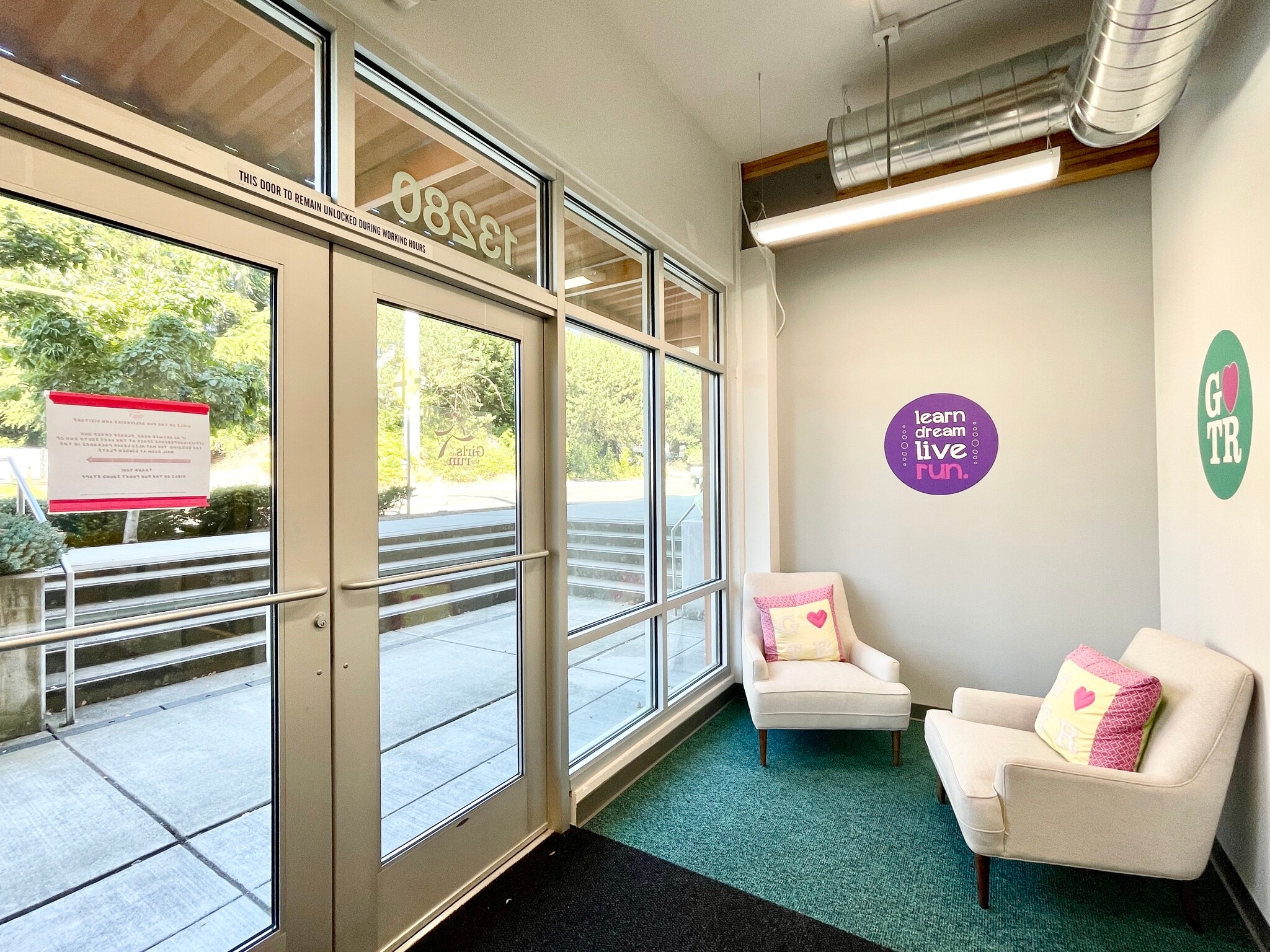 13280 Linden Ave N, Seattle, WA for lease Interior Photo- Image 1 of 5