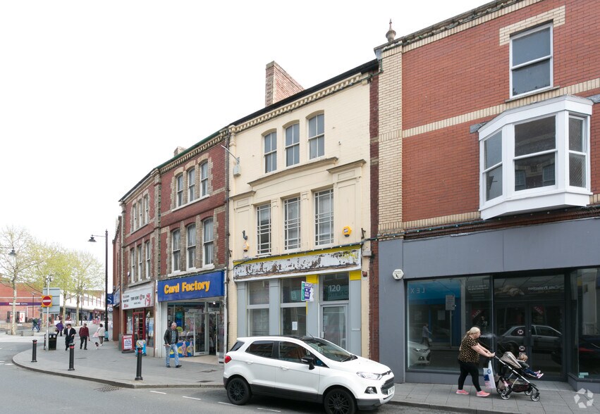 120 Holton Rd, Barry, CF63 4HH Retail for Lease
