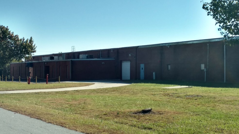 1808 Indian Creek Rd, Lincolnton, NC for sale - Building Photo - Image 1 of 1