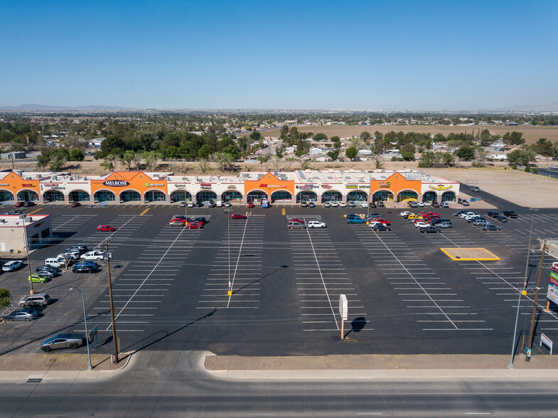 Fiesta Mercado Shopping Center portfolio of 6 properties for sale on LoopNet.com - Building Photo - Image 3 of 19