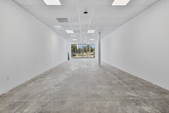 2139 Highway 146 Byp, Liberty, TX for lease Interior Photo- Image 2 of 8