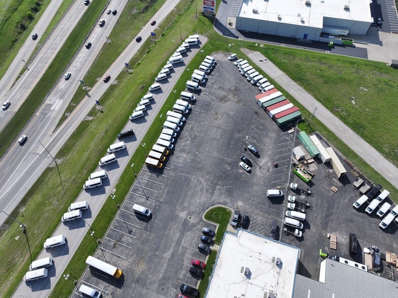 800 Quick Trip Way, Belton, MO for lease - Building Photo - Image 3 of 12