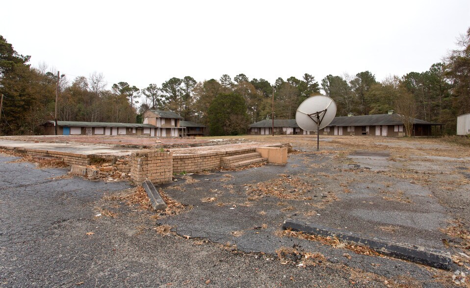 583 N Highway 29, Newnan, GA 30263