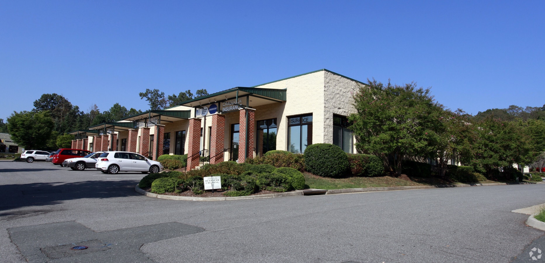 679 Berkmar Cir, Charlottesville, VA 22901