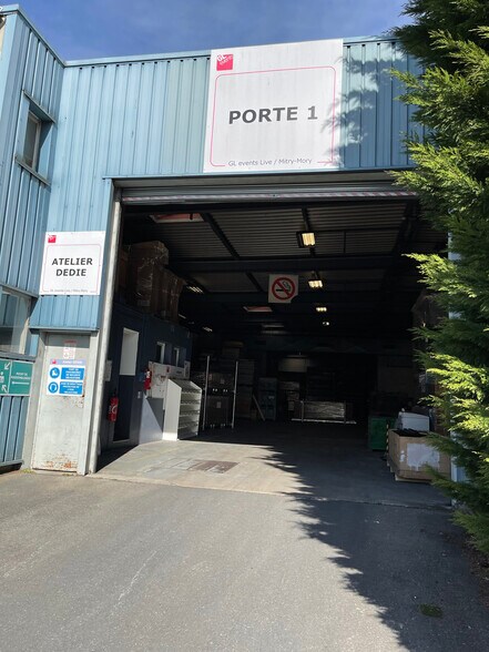 Industrial in Mitry-Mory for lease - Building Photo - Image 3 of 11