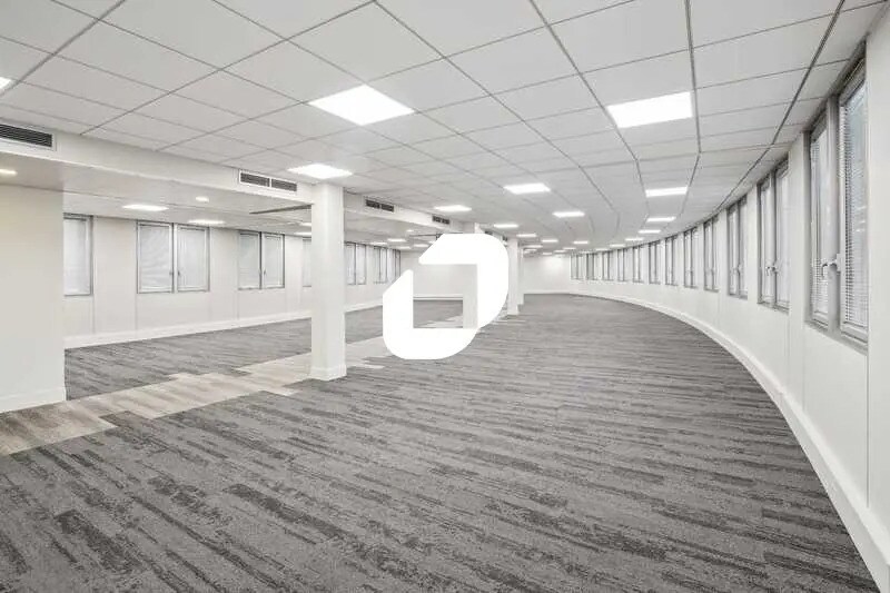 9-11 Boulevard Du General De Gaulle, Montrouge for lease - Interior Photo - Image 2 of 16