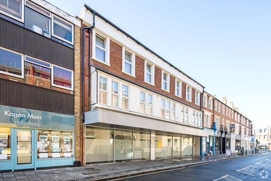 16-20 The Causeway, Teddington for lease - Building Photo - Image 1 of 7