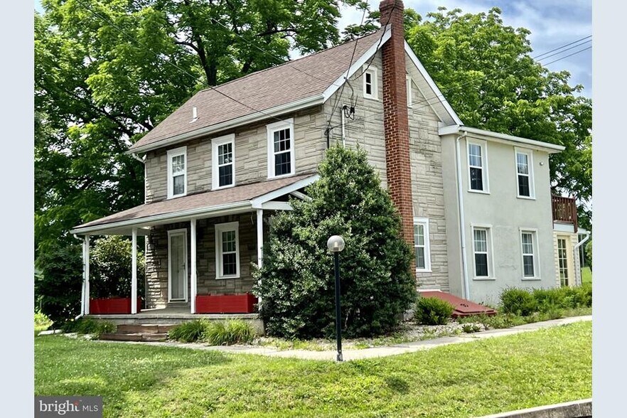 103 Forestville Rd, Lincoln University, PA 19352