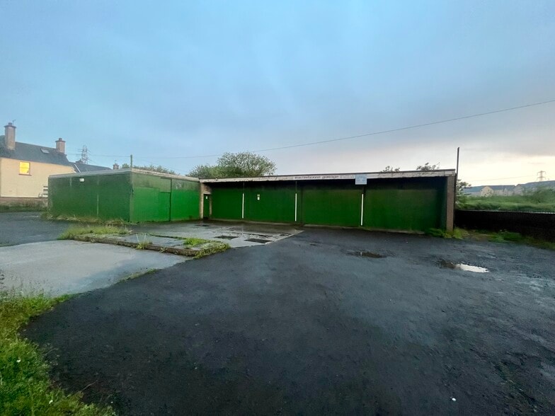 66 Old Burdiehouse Rd, Edinburgh for lease - Building Photo - Image 1 of 1