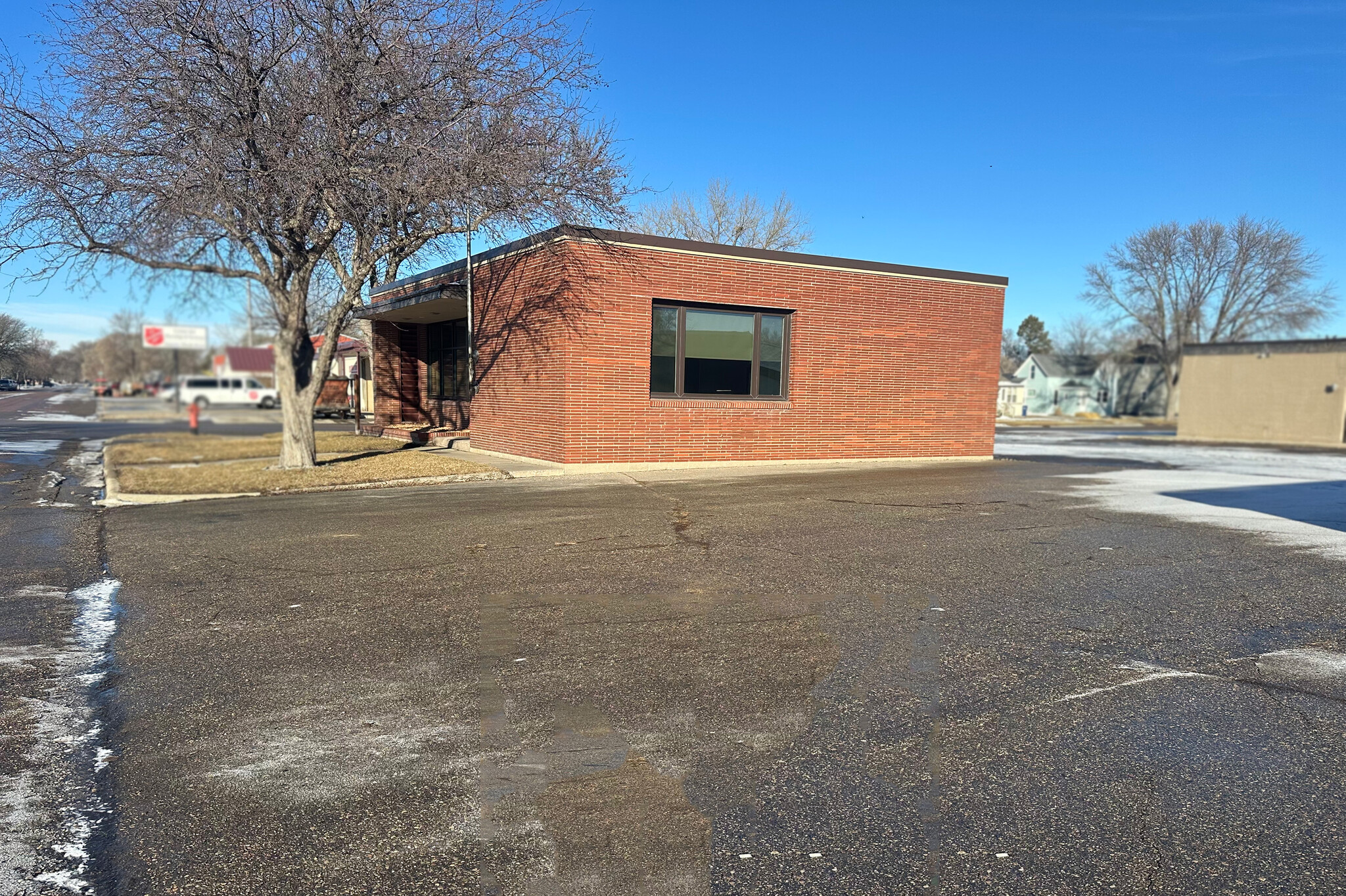 401 7th Ave SE, Watertown, SD 57201 - Office Building Watertown, SD ...