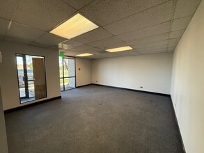 3535 S Platte River Dr, Sheridan, CO for lease Building Photo- Image 2 of 4