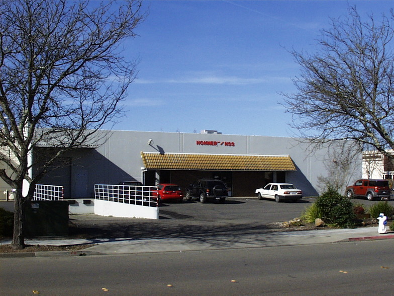 3321 Industrial Dr, Santa Rosa, CA for sale - Building Photo - Image 1 of 1