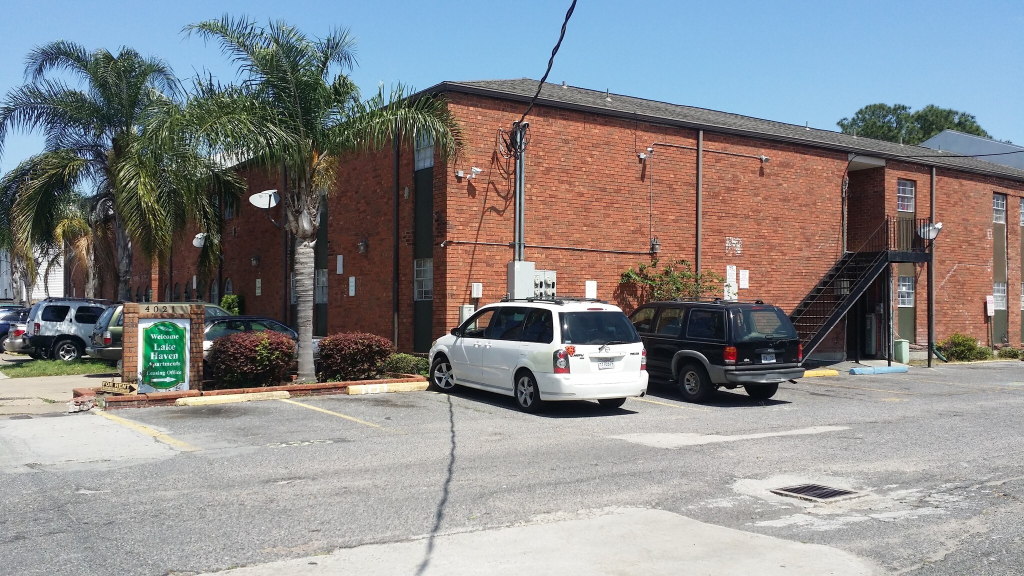 4021 Hessmer Ave, Metairie, LA 70002 Lake Haven Riverside Court