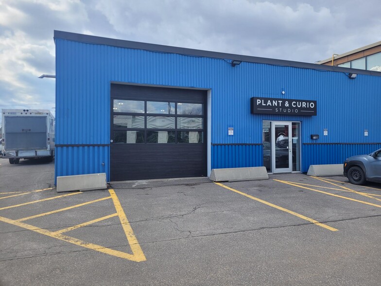 1160B Heron Rd, Ottawa, ON for lease - Primary Photo - Image 1 of 1