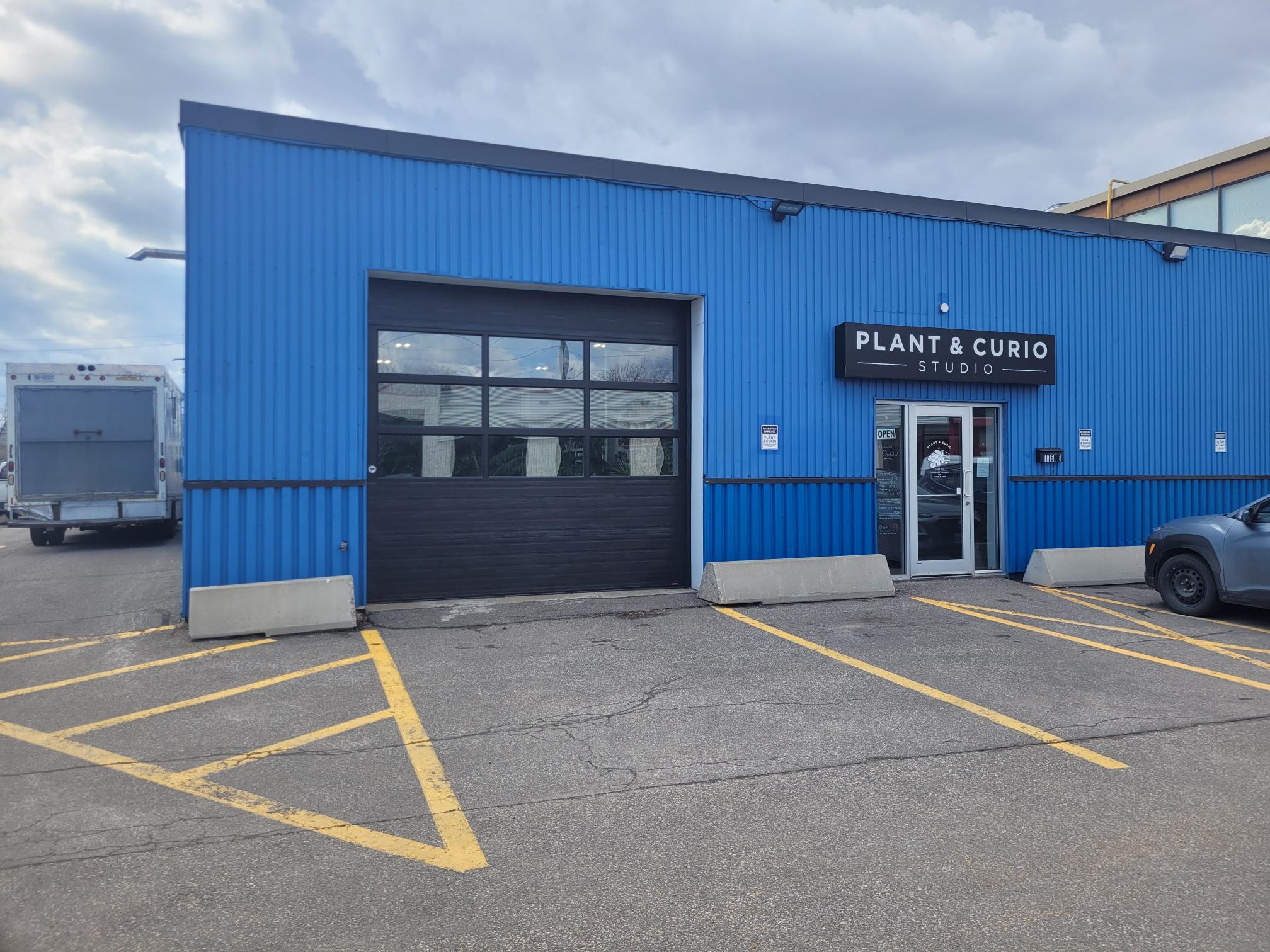 1160B Heron Rd, Ottawa, ON for lease Primary Photo- Image 1 of 2