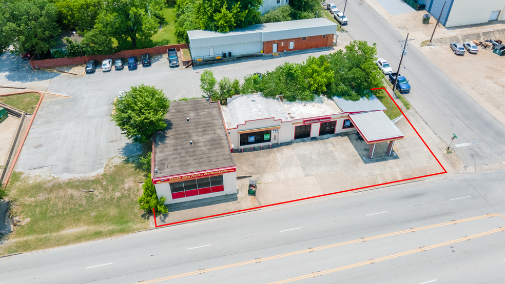 919 11th St, Huntsville, TX for sale - Building Photo - Image 2 of 7