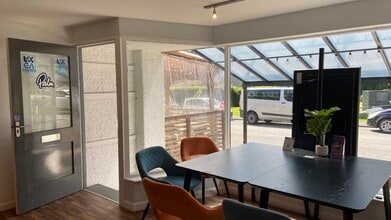 1 Tilberthwaite Av, Coniston for lease Interior Photo- Image 2 of 3