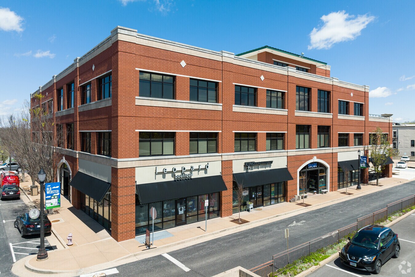 20 Allen Ave, ster Groves, MO 63119