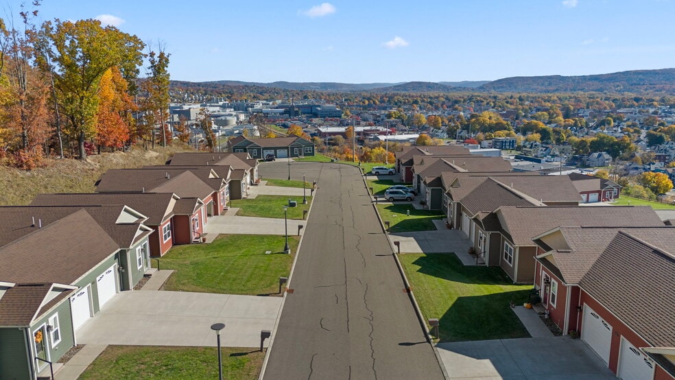 501 E Franklin St, Endicott, NY for sale - Building Photo - Image 1 of 41