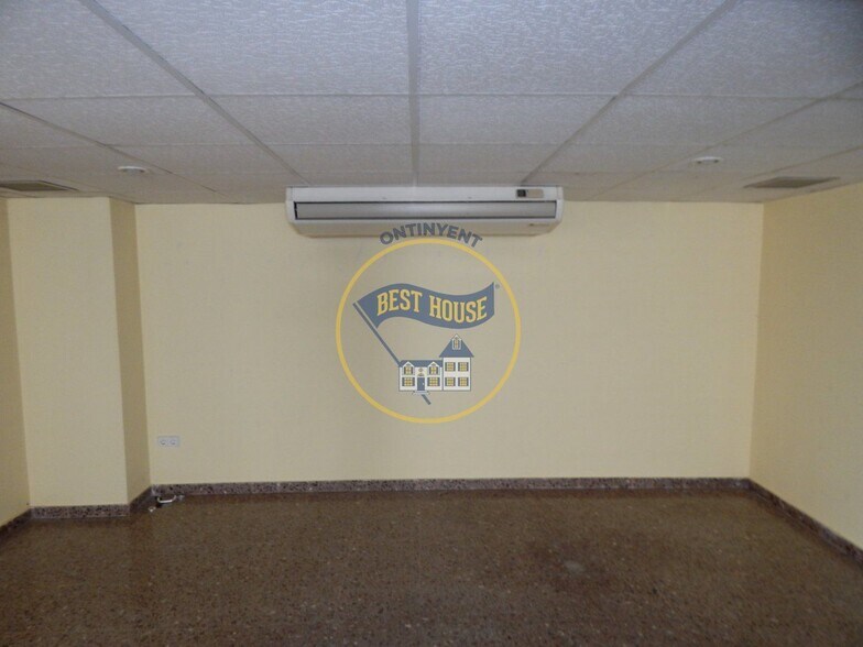 Retail in Ontinyent, Valencia for lease - Building Photo - Image 1 of 29