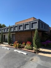 2162 E 61st St, Tulsa, OK for lease Interior Photo- Image 2 of 18