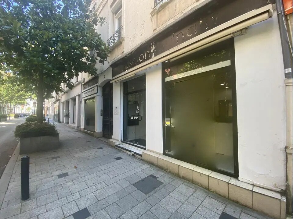 Vente Commerce 30 m² - Photo 1