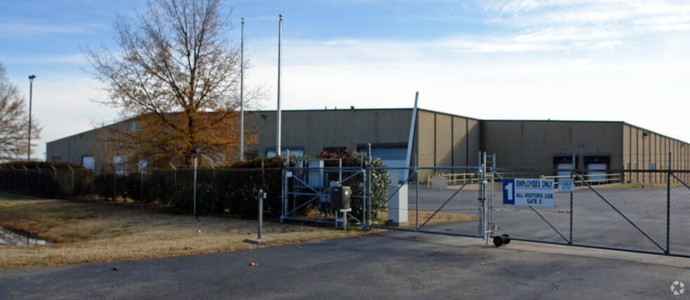 8200 Frazier Pike, Little Rock, AR for sale - Building Photo - Image 2 of 13