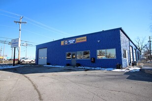 144 Chambeau Rd, Fort Wayne IN - Warehouse