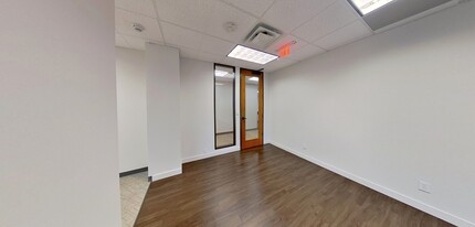 5440 Harvest Hill Rd, Dallas, TX for lease Interior Photo- Image 2 of 8