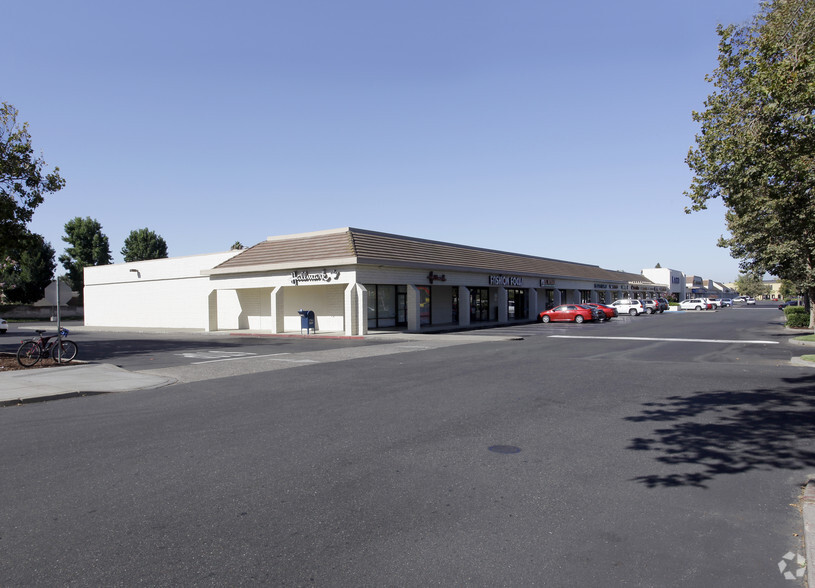 708-872 W Kettleman Ln, Lodi, CA for sale - Primary Photo - Image 1 of 1