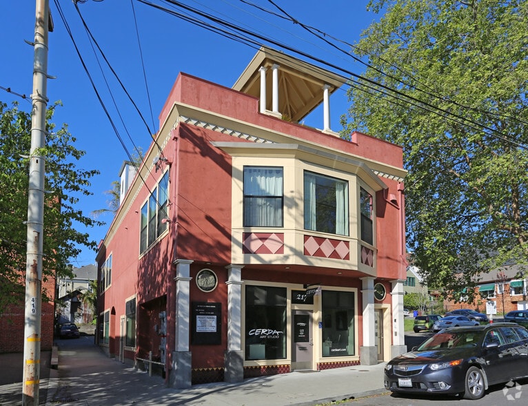 217-243 W Richmond Ave, Richmond, CA for lease - Primary Photo - Image 1 of 43