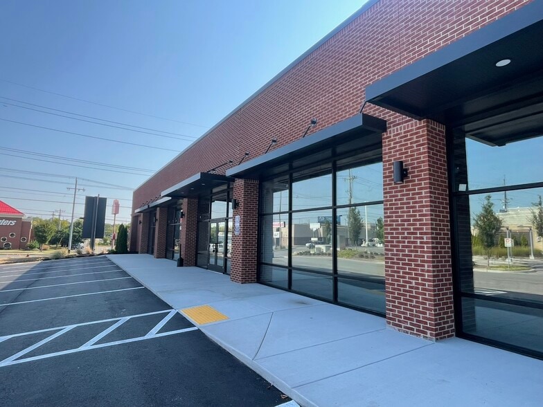 1717-1719 Gallatin Rd, Madison, TN for lease - Building Photo - Image 3 of 24