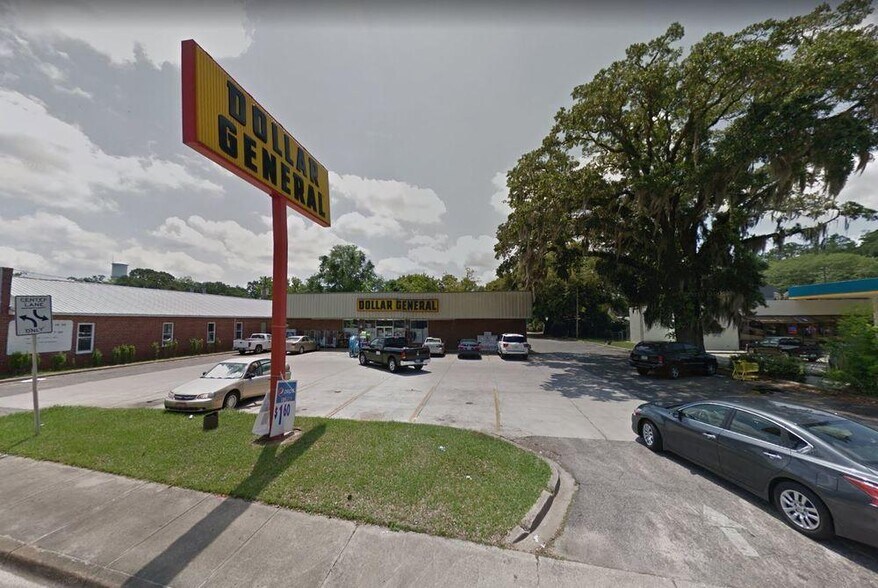 24 E Washington, Chattahoochee, FL 32324