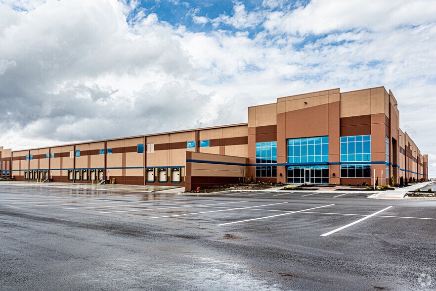 10901-10941 Mill Creek Rd, Lenexa, KS for sale - Primary Photo - Image 1 of 1