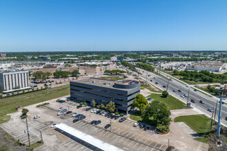 8300 Cypress Creek Pky, Houston, TX - aerial  map view