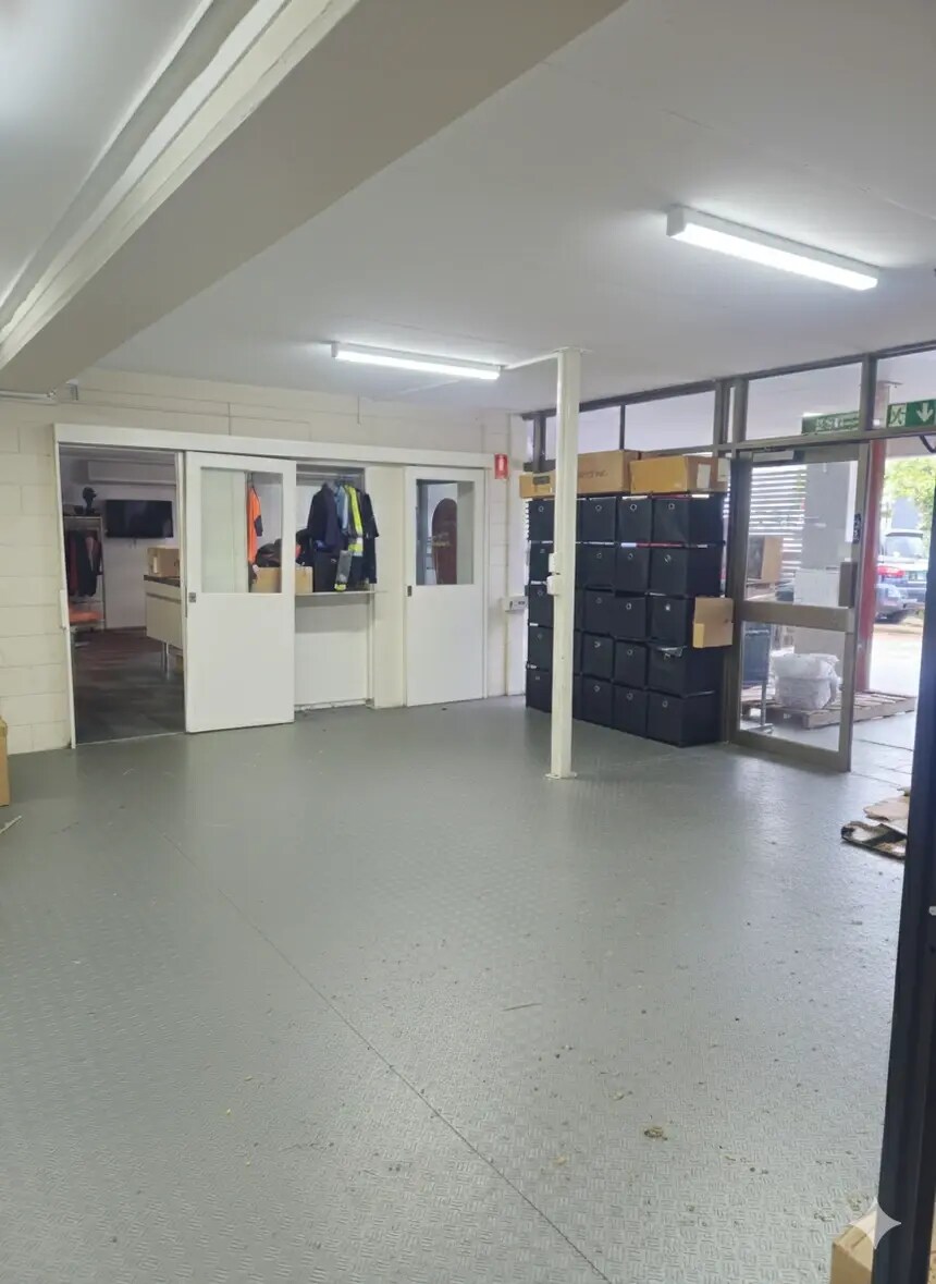 60 Manilla Street, East Brisbane for lease Interior Photo- Image 1 of 7