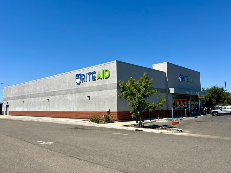 431 34th St, Bakersfield, CA for lease - Building Photo - Image 3 of 4