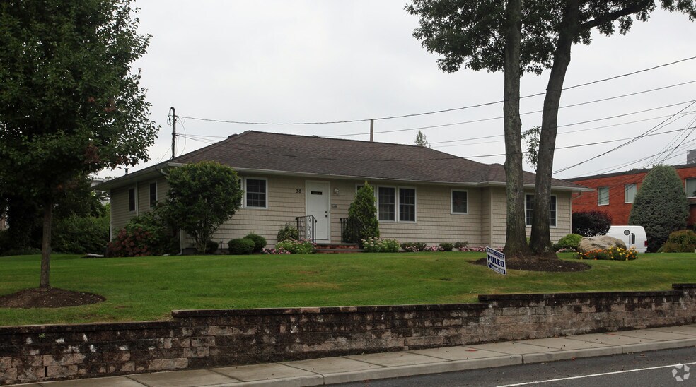 38 Southern Blvd, Nesconset, NY 11767