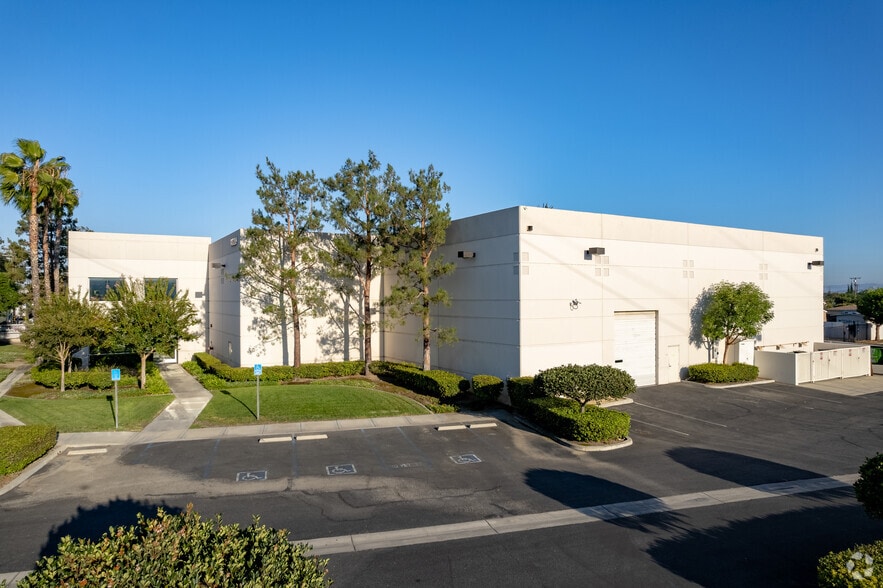 14020 Live Oak Ave, Baldwin Park, CA for sale - Building Photo - Image 1 of 1
