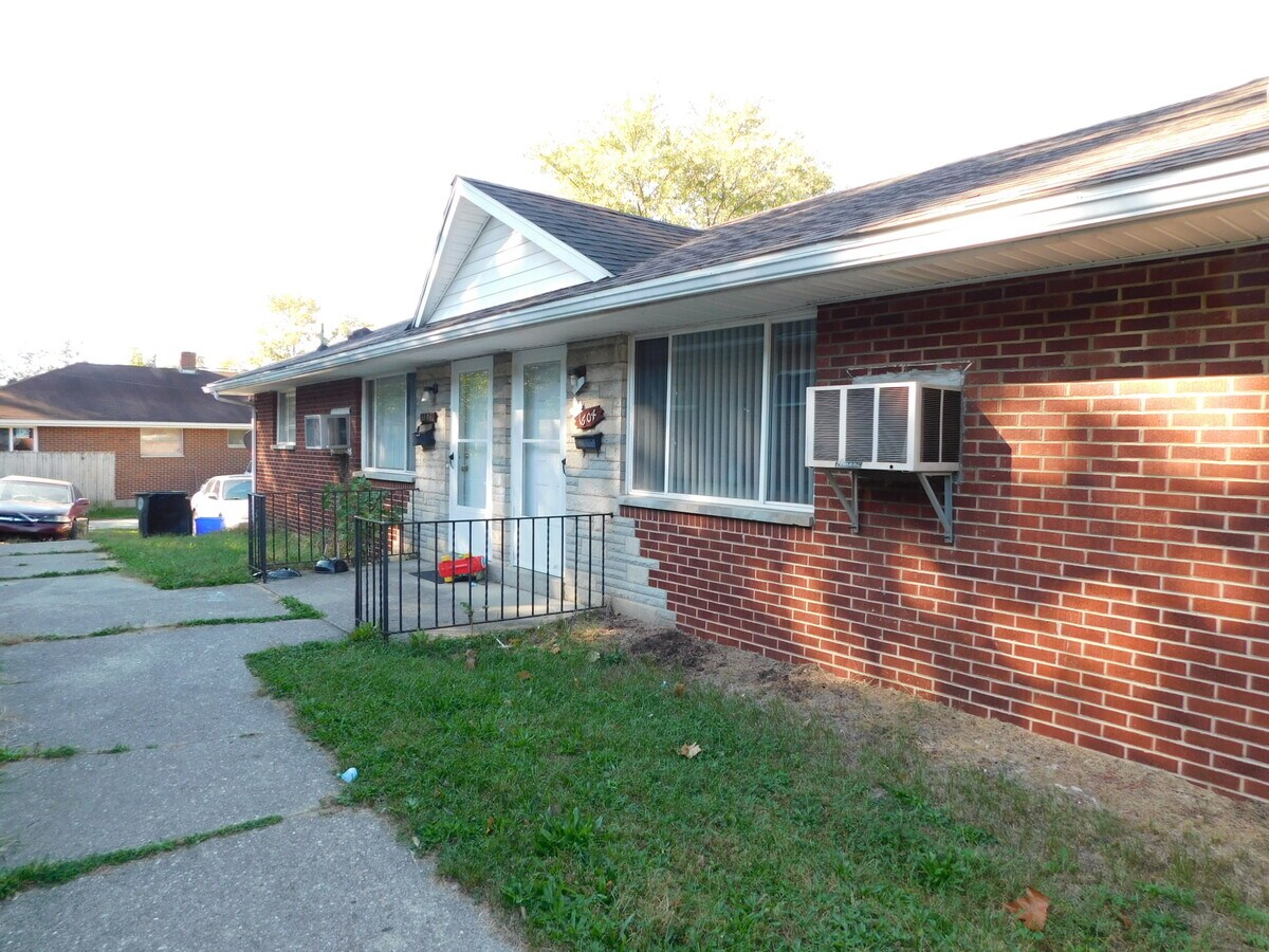 16041606 Radio Rd, Dayton, OH 45403