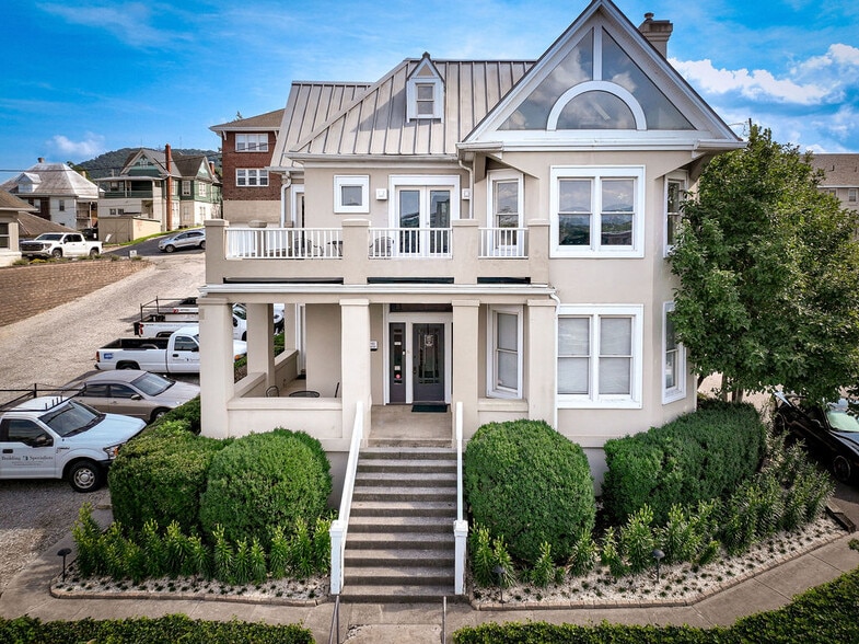 120 Day Ave SW, Roanoke, VA for lease - Building Photo - Image 1 of 5