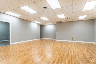 1301 Seminole Blvd, Largo, FL for lease Interior Photo- Image 2 of 4