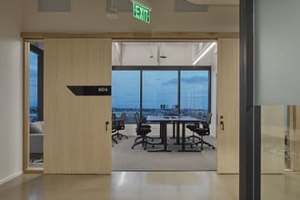 360 E 2nd St, Los Angeles, CA for lease Interior Photo- Image 2 of 11