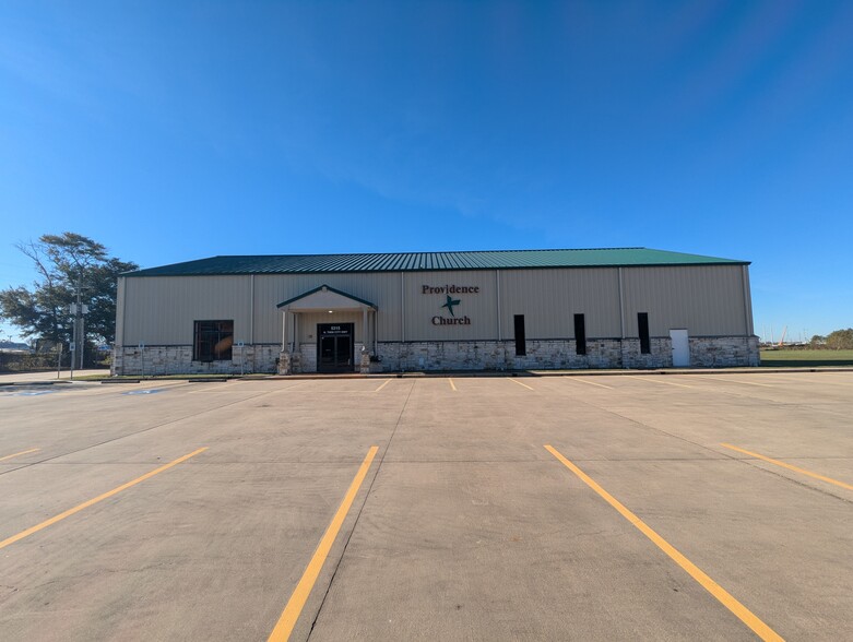 5315 N Twin City Hwy, Nederland, TX for sale - Building Photo - Image 2 of 61