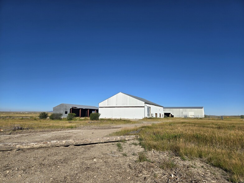 301 Railroad Ave, Judith Gap, MT for sale - Primary Photo - Image 1 of 14