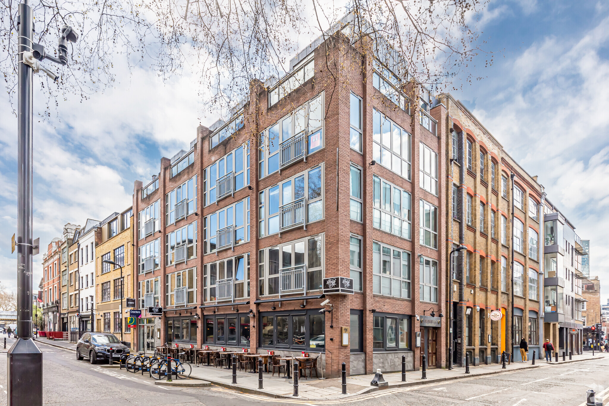 45-47 Hoxton Sq, London for sale Primary Photo- Image 1 of 1