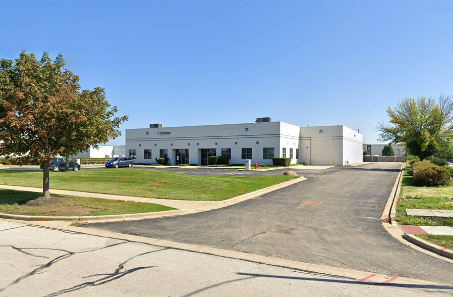 1306-1330 Pierson Dr, Batavia, IL for lease - Building Photo - Image 1 of 6